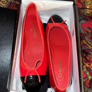 Beautiful Chanel ballet flats